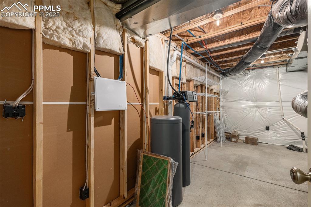 Image 28 of 33: Basement