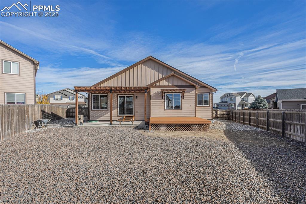 Image 30 of 33: Back of Structure