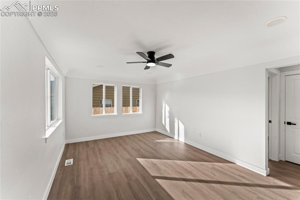 Image 4 of 25: Other