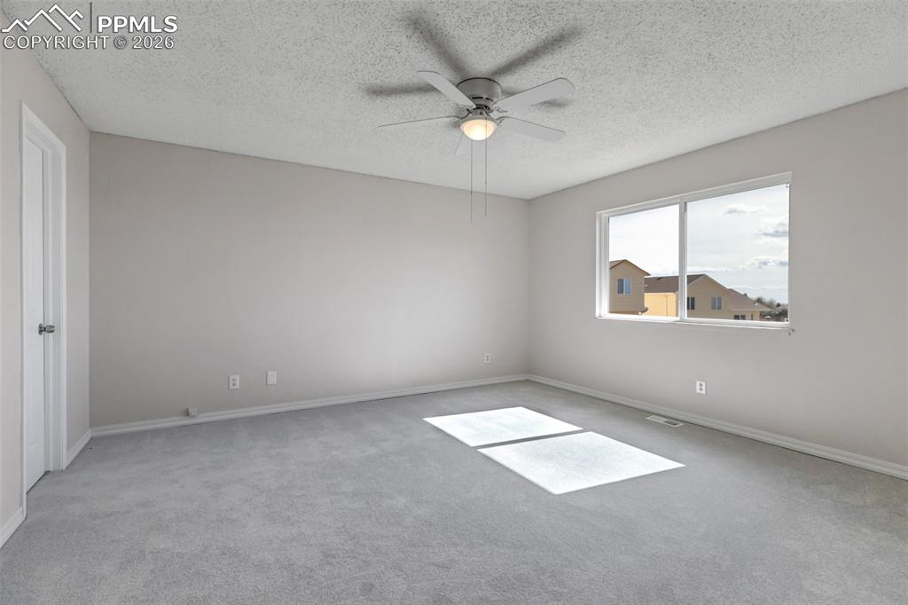 Image 18 of 50: Upper Level.