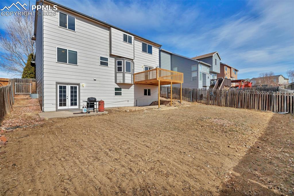 Image 49 of 50: Back of Structure
