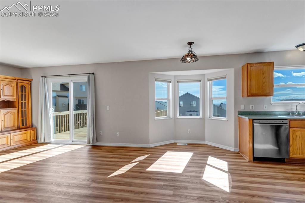 Image 7 of 50: Main Level.