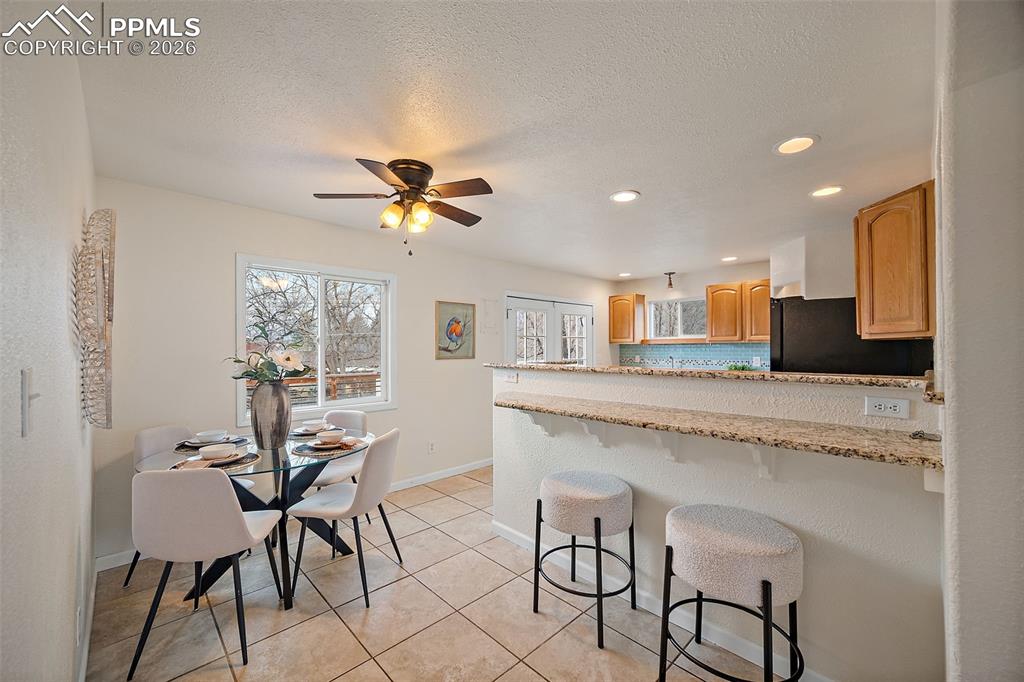 Image 10 of 48: Kitchen