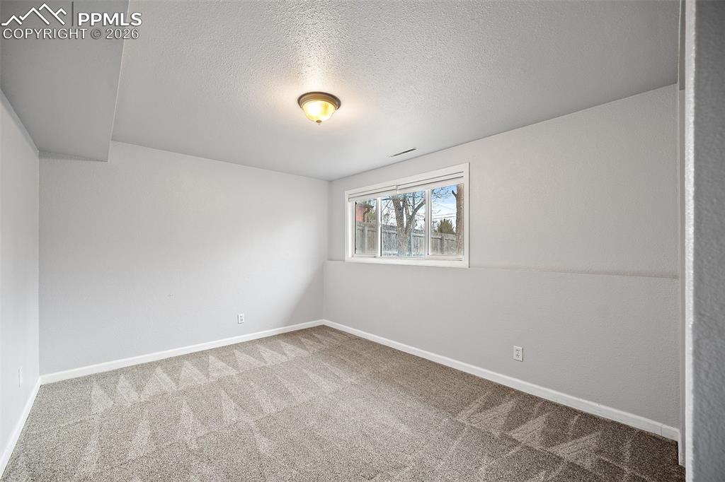 Image 24 of 48: Bedroom