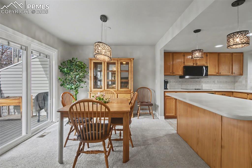 Image 12 of 41: Dining Area