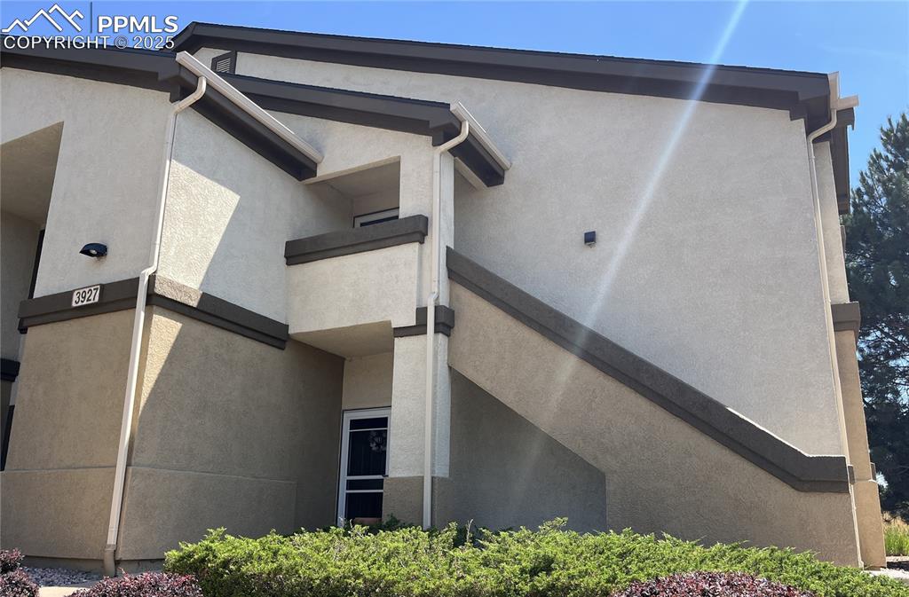 Caption: Side of Structure