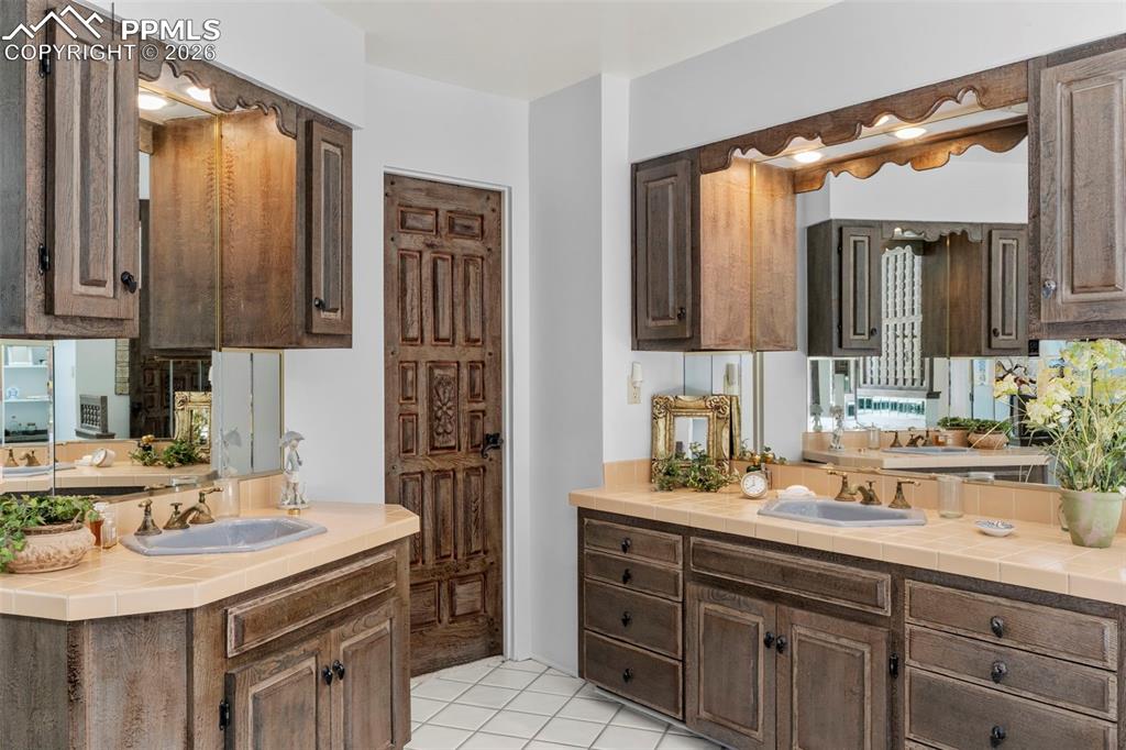 Image 22 of 48: No Description Available