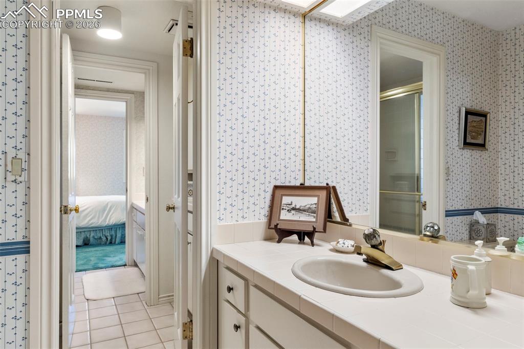 Image 33 of 48: No Description Available