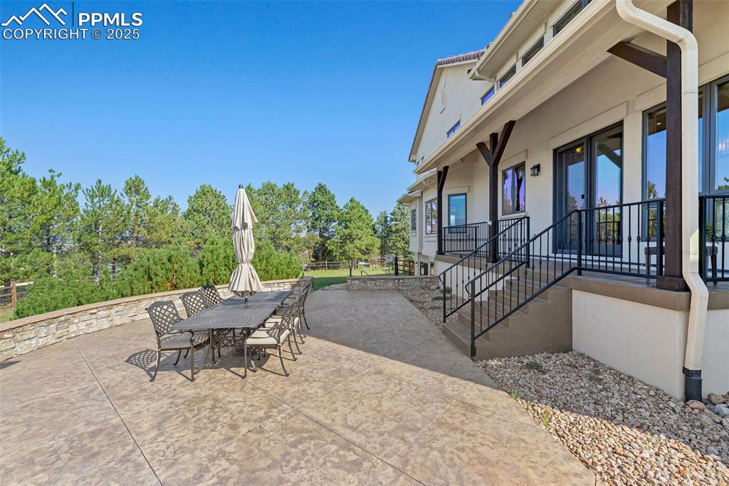 Image 45 of 50: Patio