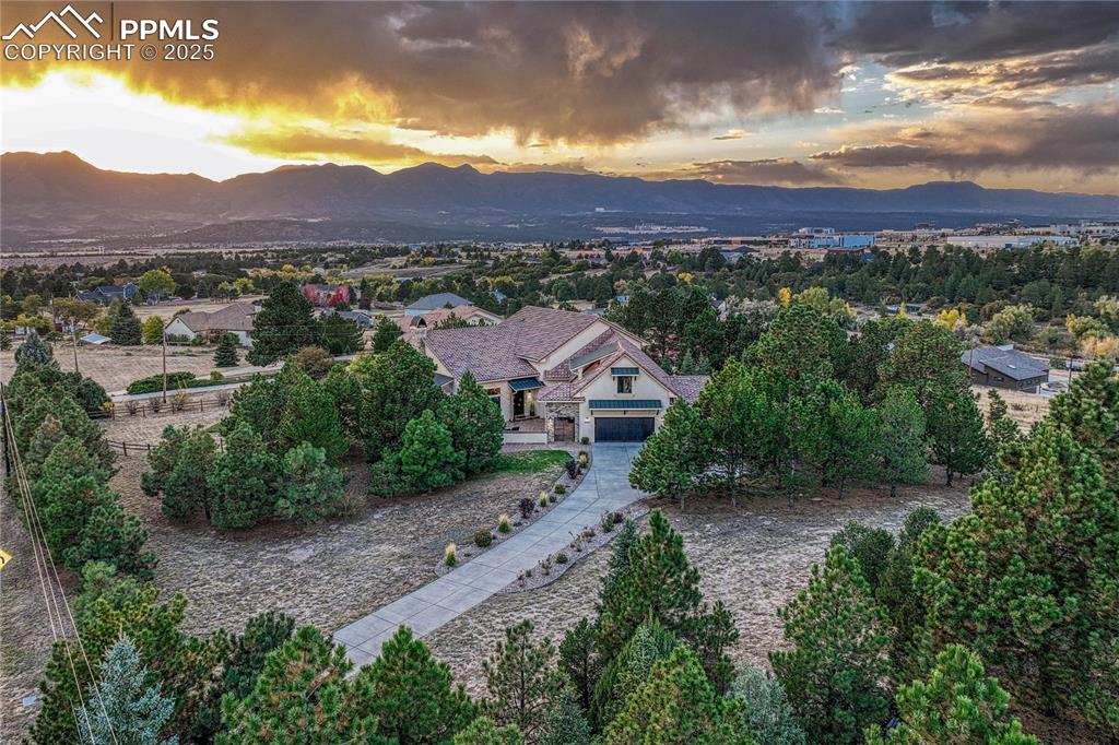 Image 49 of 50: View