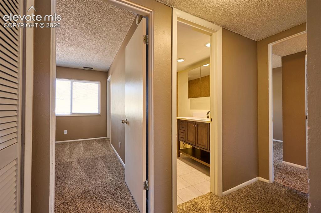 Image 17 of 36: Hallway