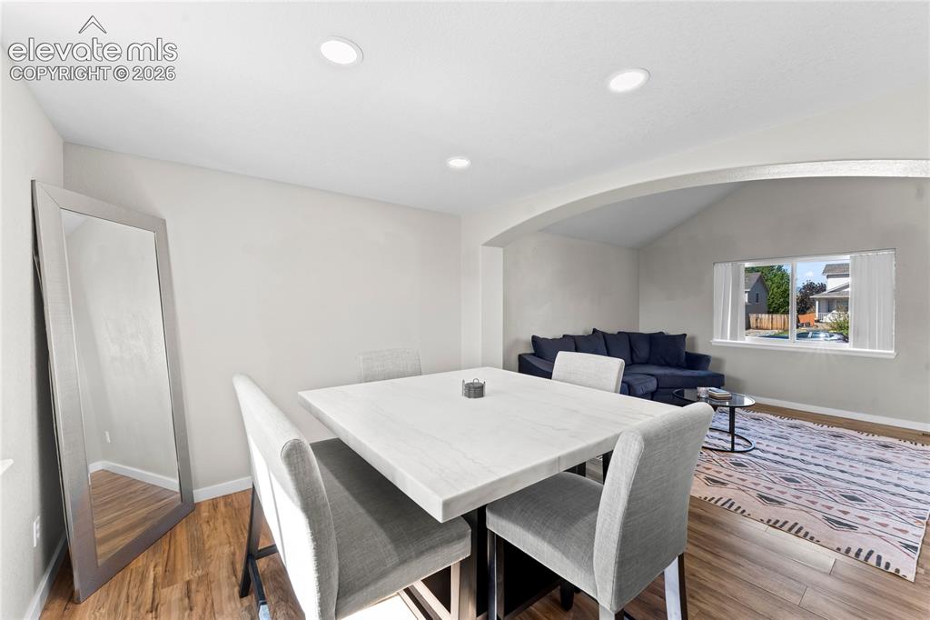 Image 12 of 47: Dining Area