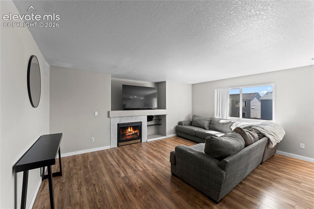 Image 13 of 47: Living Room
