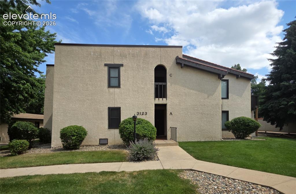 Image 1 of 29: Front