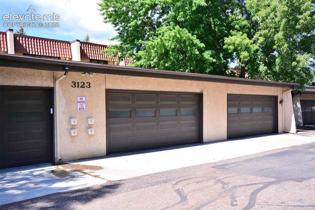 Image 27 of 29: Detached 2 car garage