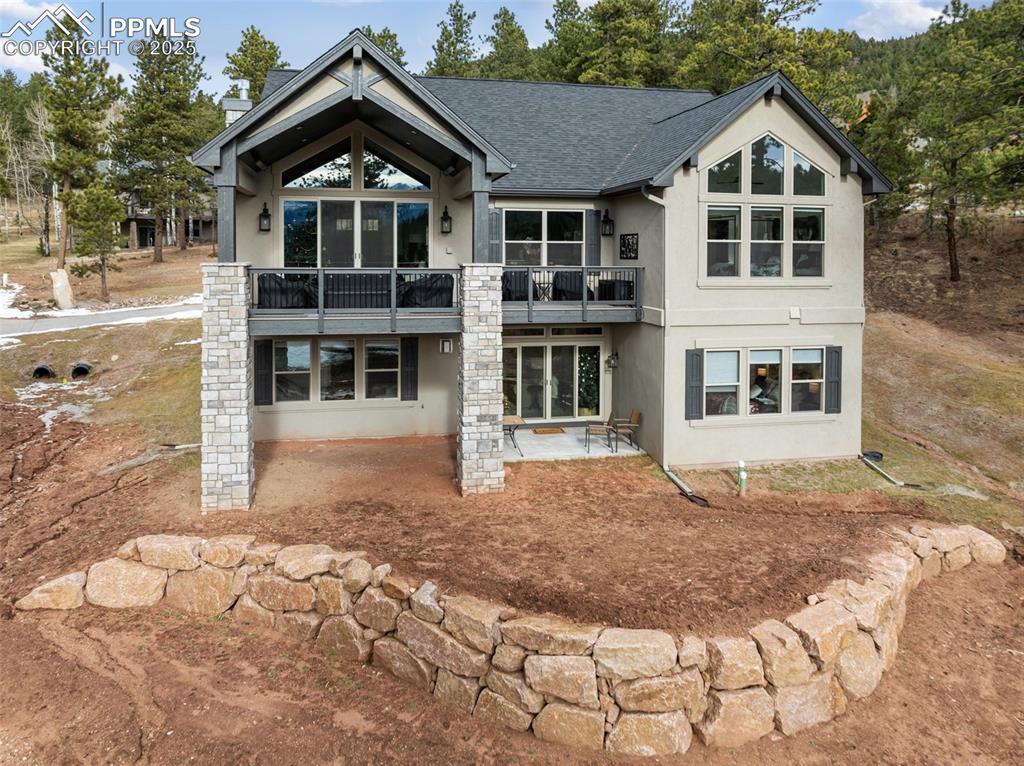 Image 47 of 50: Back of Structure