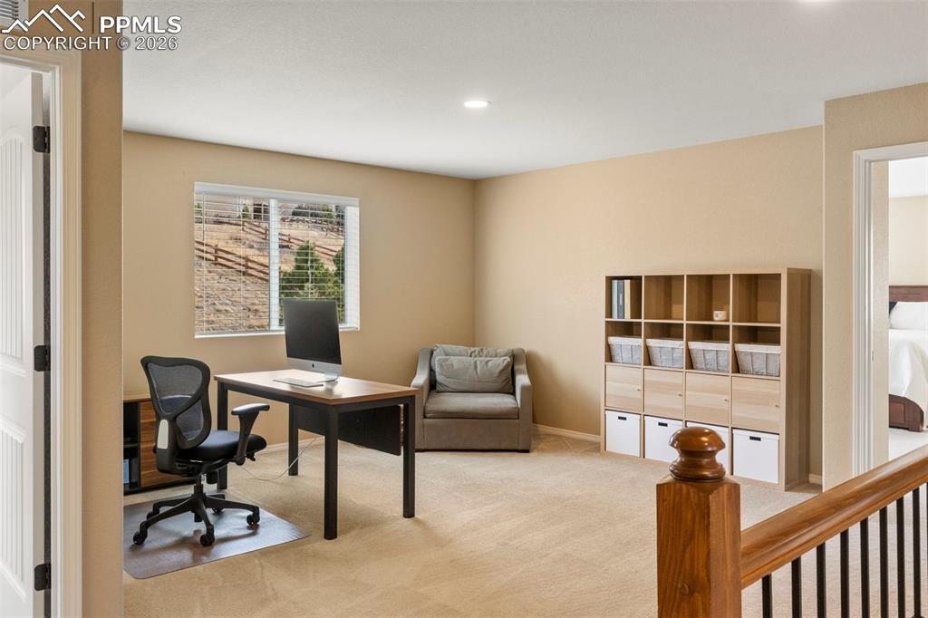 Image 19 of 49: Loft