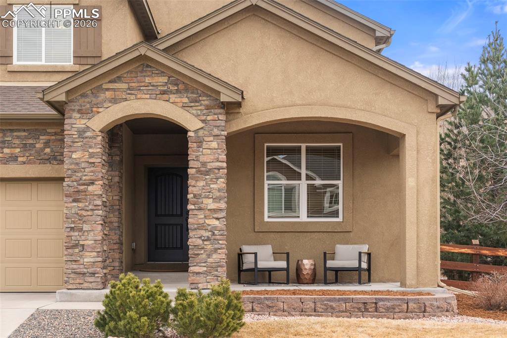 Image 4 of 49: Entry