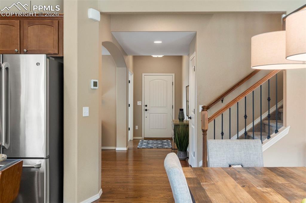 Image 5 of 49: Entry