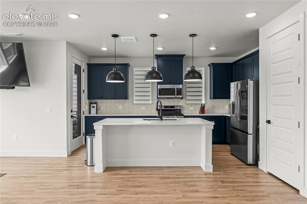 Image 2 of 29: Kitchen