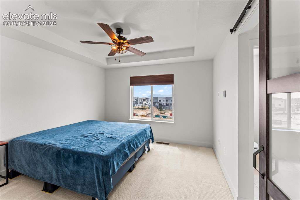 Image 20 of 29: Bedroom