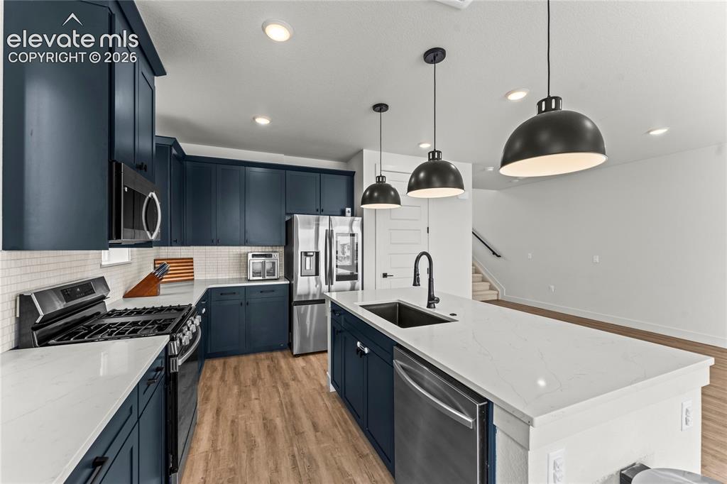 Image 5 of 29: Kitchen