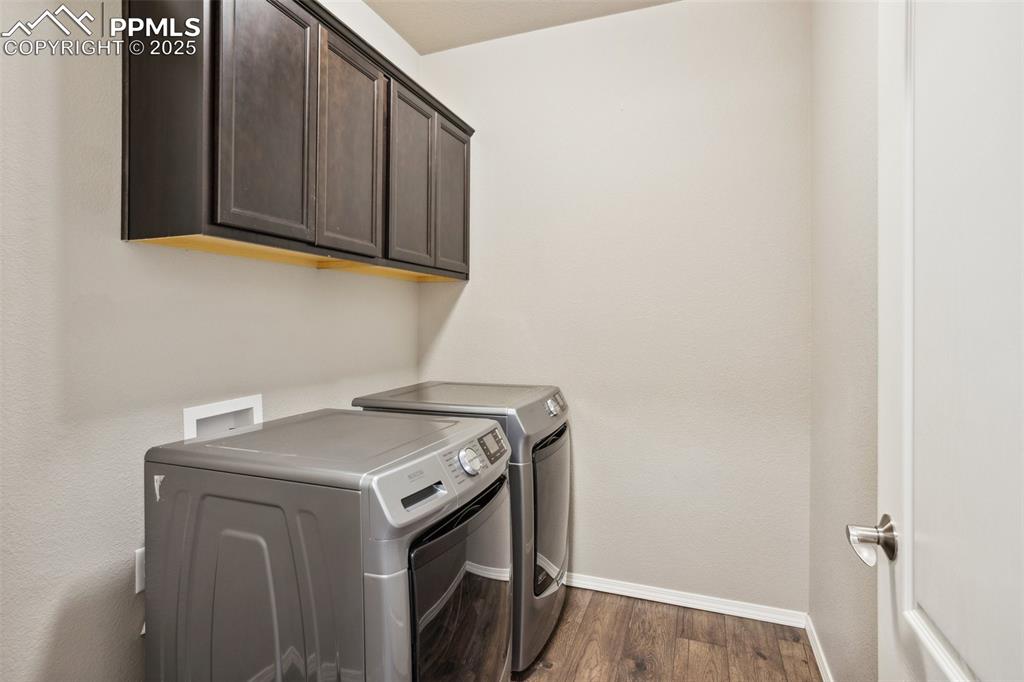 Image 19 of 44: Laundry