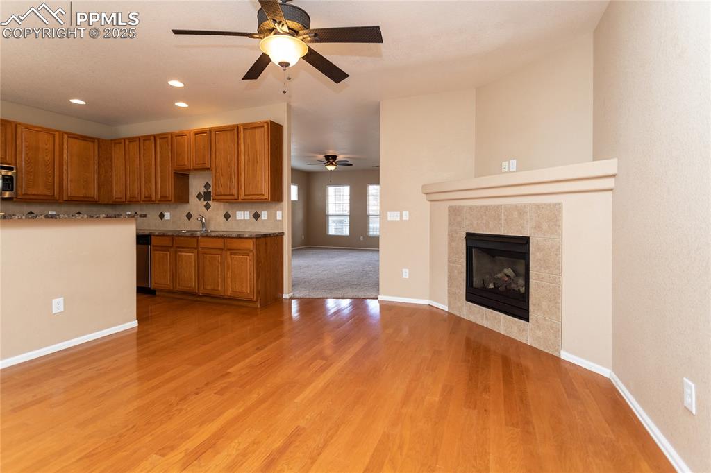 Image 22 of 50: Family Room