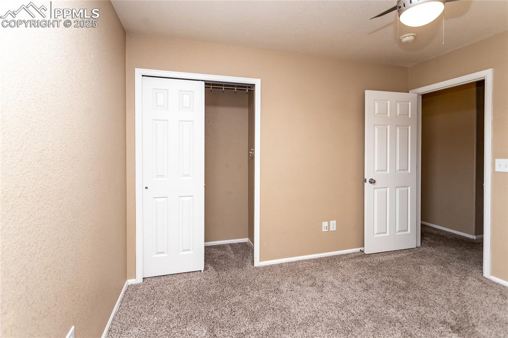 Image 37 of 50: Bedroom