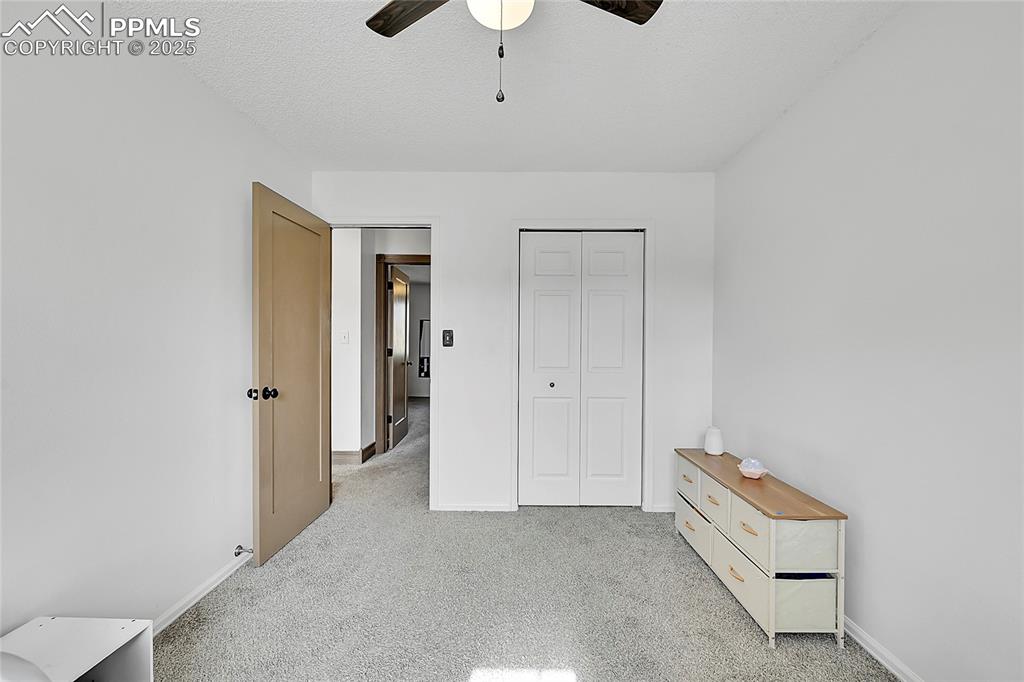 Image 24 of 45: Bedroom