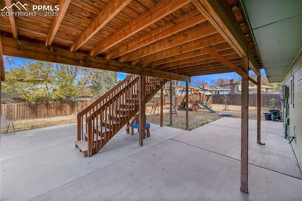 Image 28 of 45: Patio