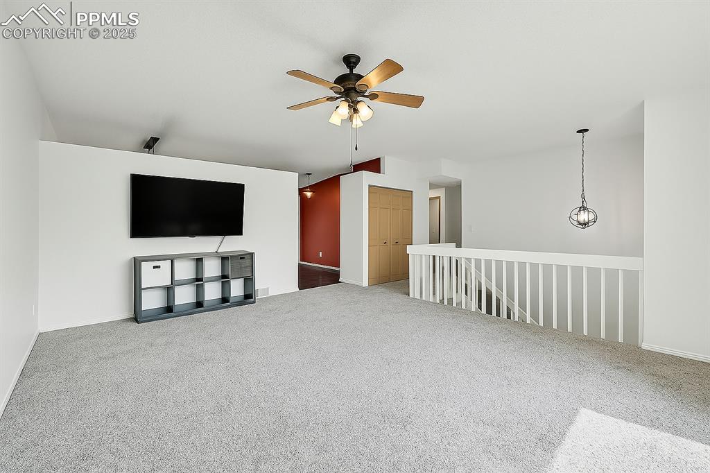 Image 7 of 45: Living Room