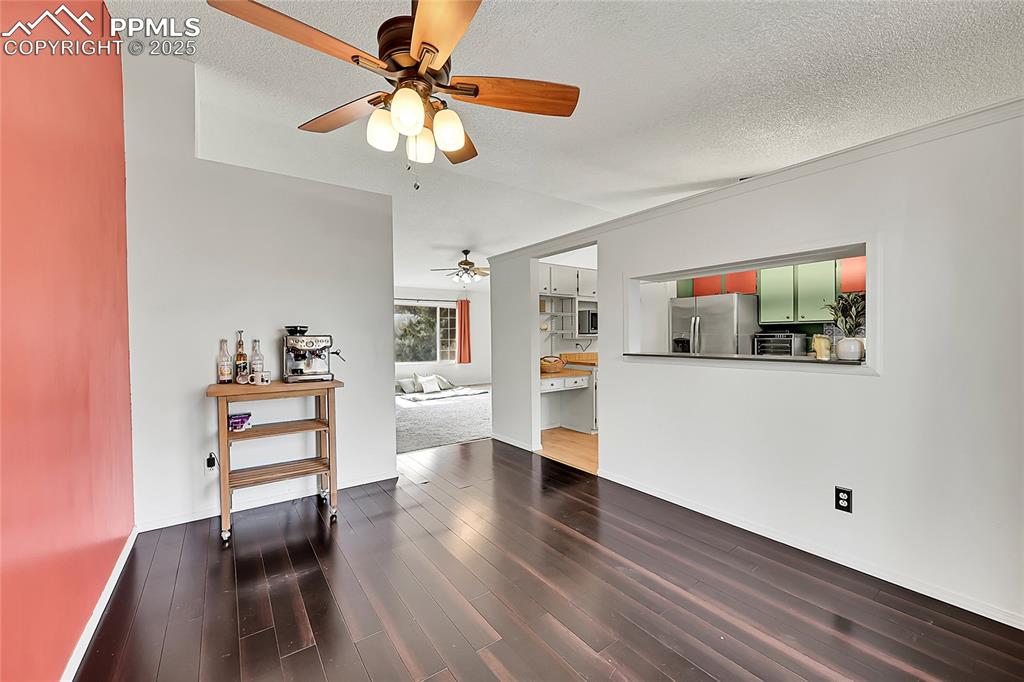 Image 8 of 45: Dining Room