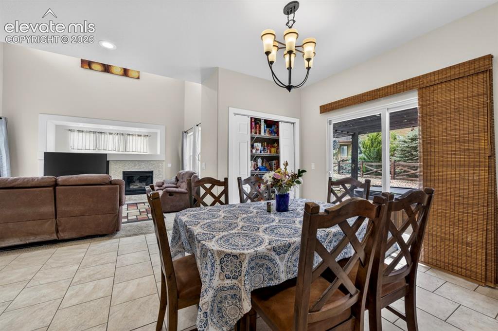 Image 11 of 43: Dining Area