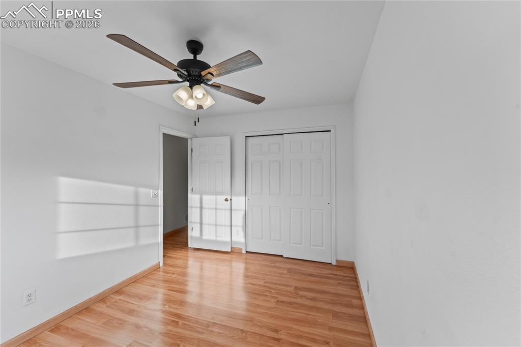 Image 31 of 39: Bedroom