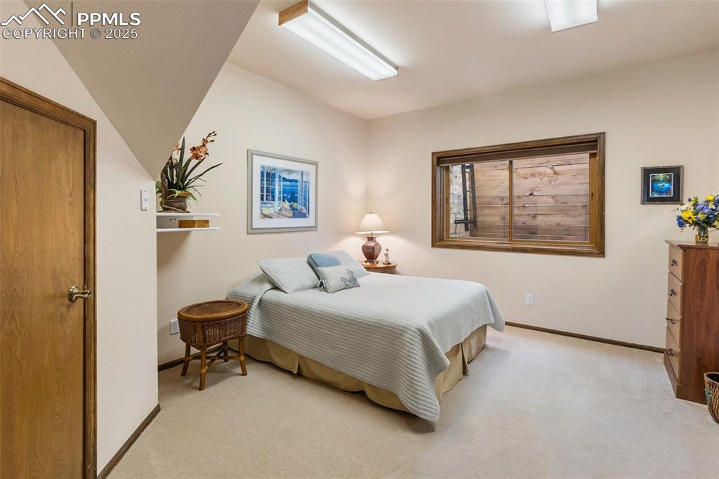 Image 28 of 49: Bedroom