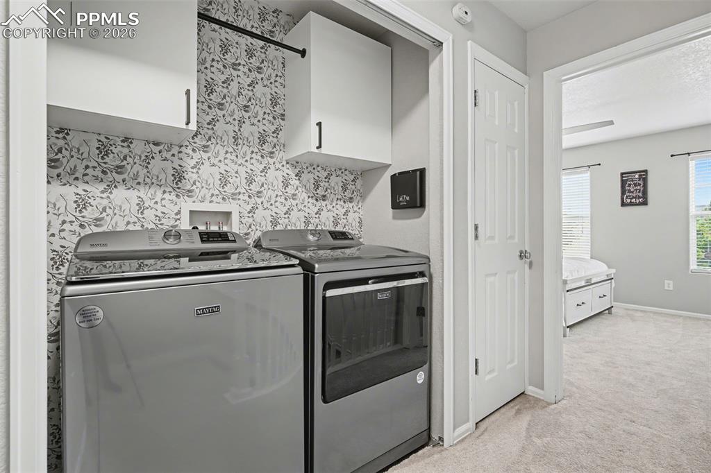 Image 14 of 25: Laundry