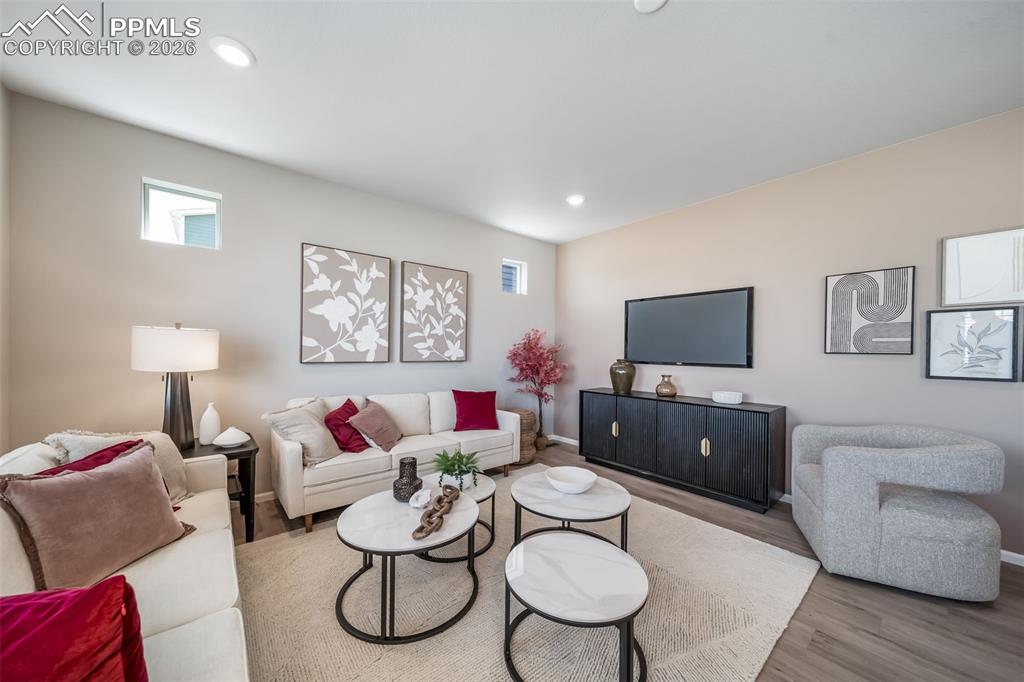 Image 21 of 41: Photos of a model home