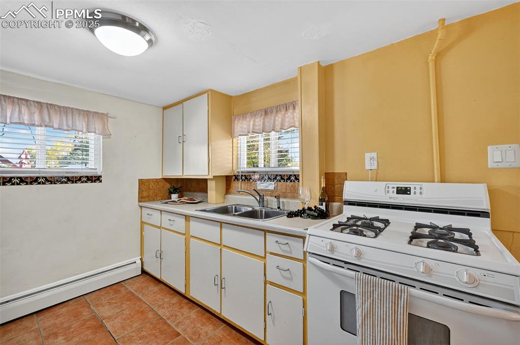 Image 27 of 46: ADU Kitchen Basement