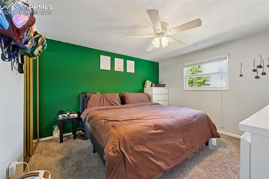 Image 8 of 31: Upstairs