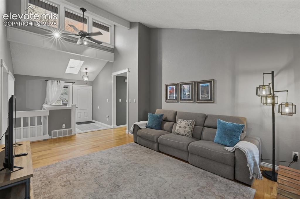 Image 11 of 45: Living Room