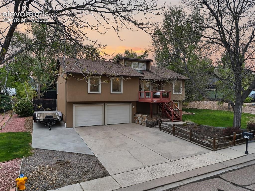 Image 4 of 45: great curb appeal