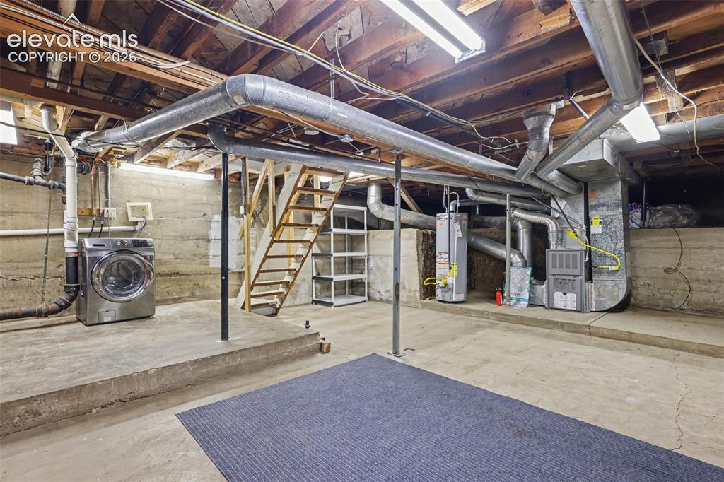 Image 18 of 21: Basement