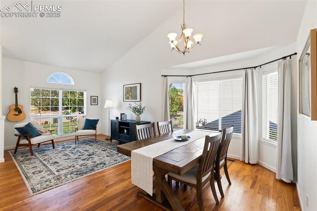 Image 7 of 44: Dining Area