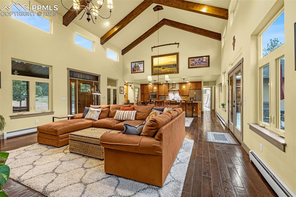 Image 11 of 50: Living Room