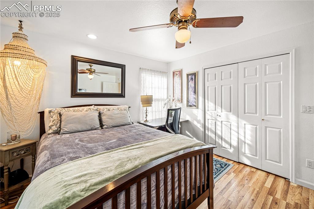 Image 23 of 39: Bedroom