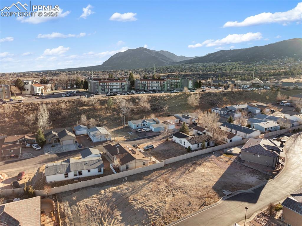 Image 11 of 11: No Description Available