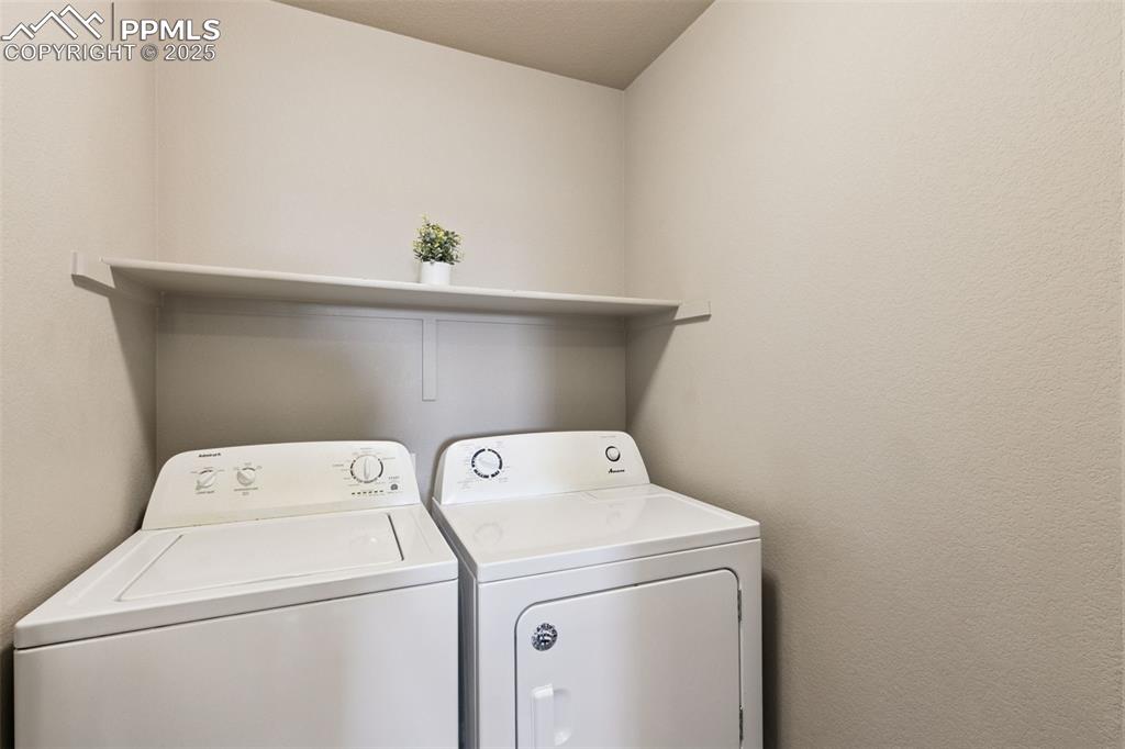 Image 34 of 37: Laundry