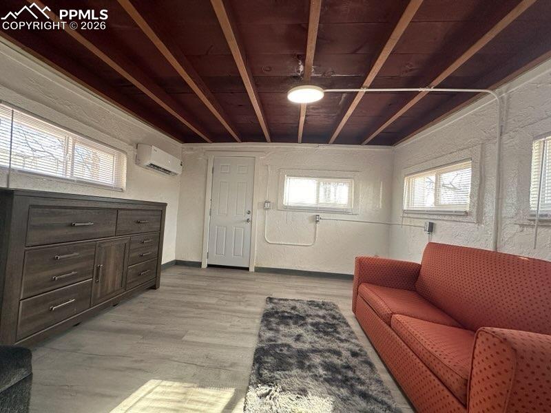 Image 8 of 18: Living Room