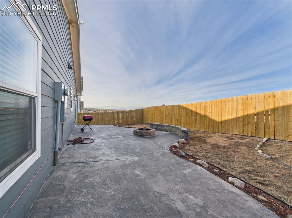 Image 34 of 35: Patio